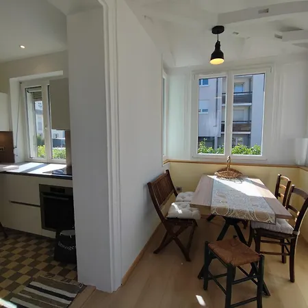 Charme Et Authenticite Pour 4 Personnes Apartment Strasbourg