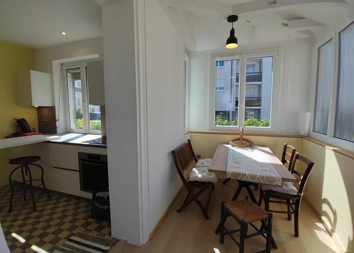 Charme Et Authenticite Pour 4 Personnes Apartment Straßburg